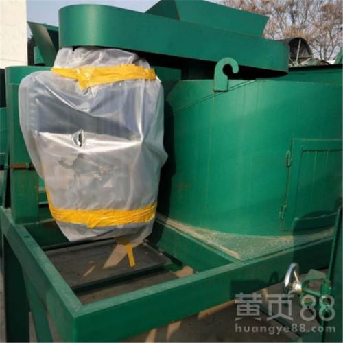 小型有機(jī)肥生產(chǎn)線(xiàn)與翻堆機(jī) 投資豬糞生物有機(jī)肥設(shè)備的價(jià)格解析